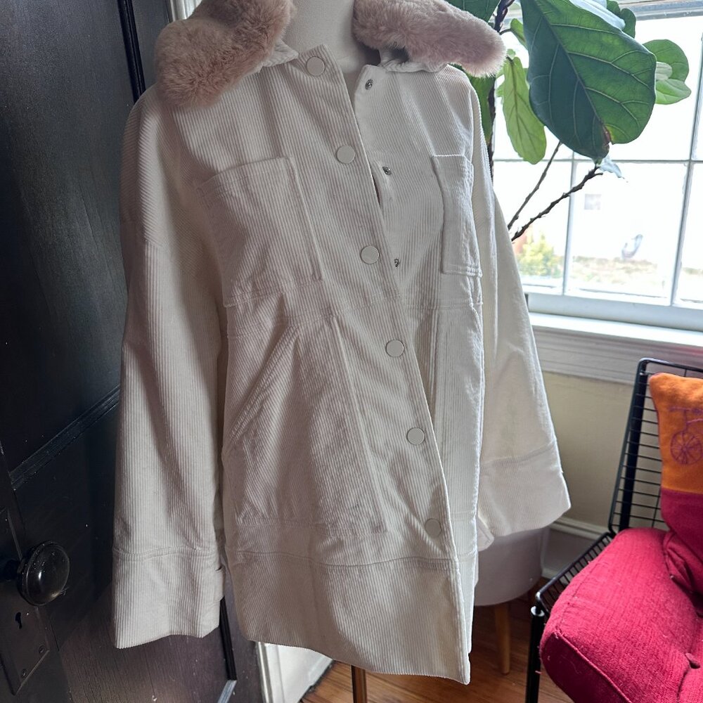 Ganni Ridgewood Faux Fur-trimmed Cotton-blend Corduroy Jacket in off-white. - Picture 9 of 12